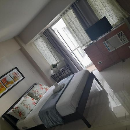 One Palm Tree Villas-Kenzie Place Terminal 3 Airport Manila Bagian luar foto